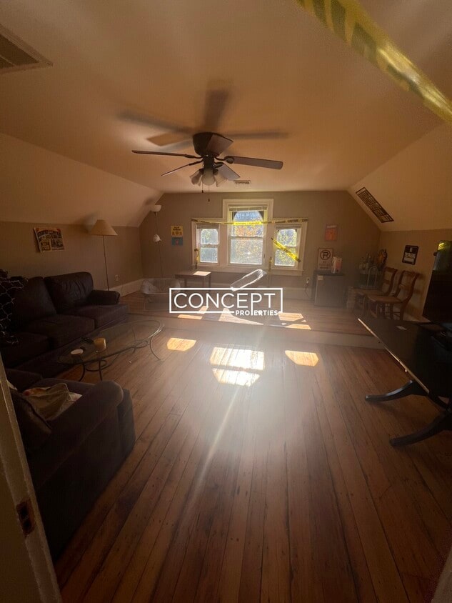 Foto principal - 1-A Parker Hill Ter. Unit 3