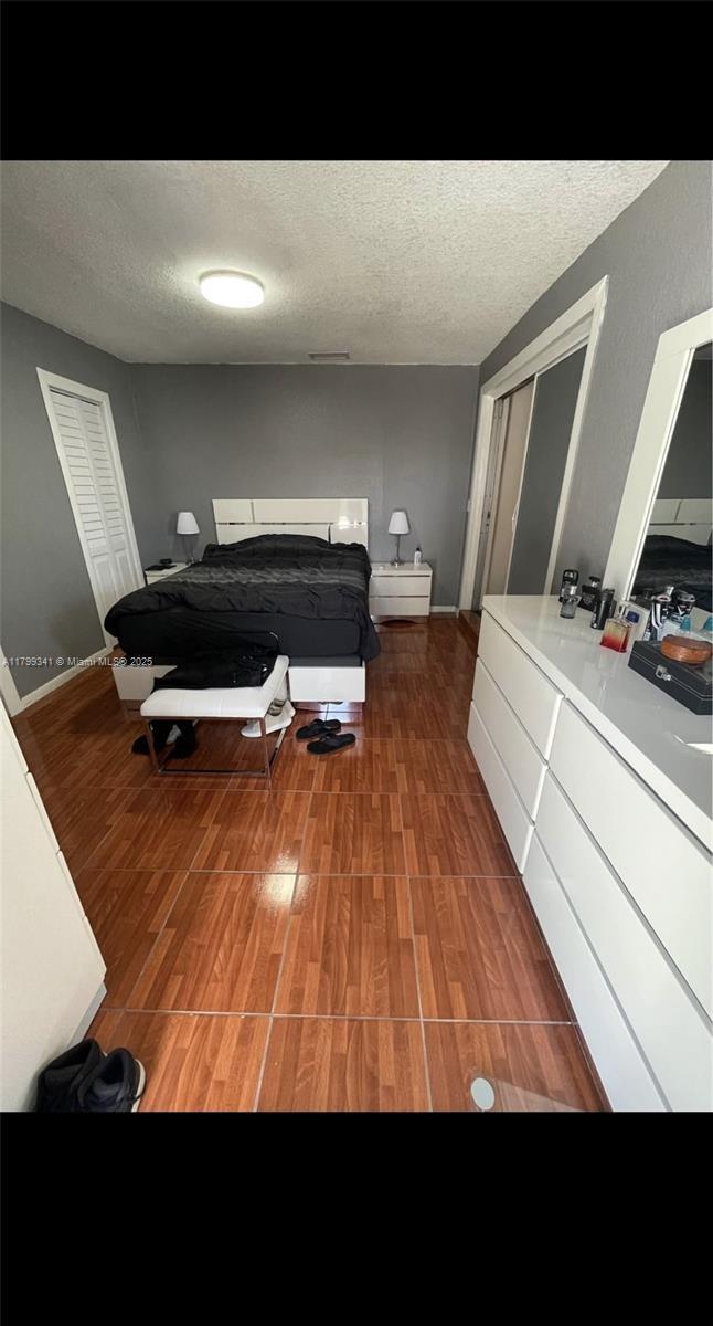 Foto del edificio - 4765 NW 184th Terrace