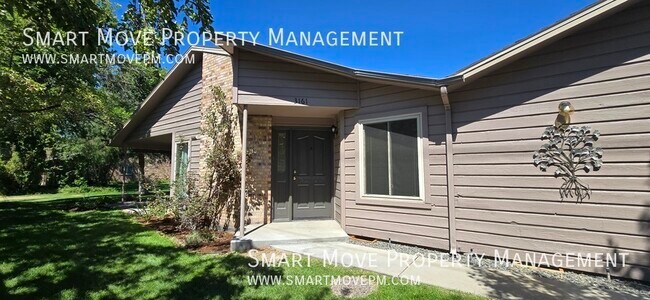 Foto del edificio - 3161 W Catalina Ln