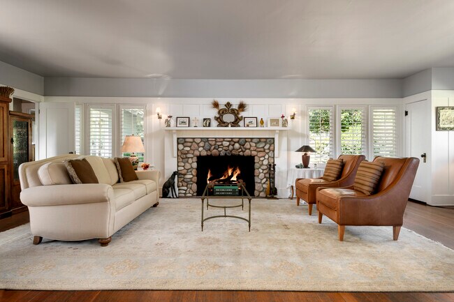 Foto del edificio - 110 San Ysidro Rd