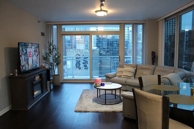 Foto del edificio - 757 N Orleans St