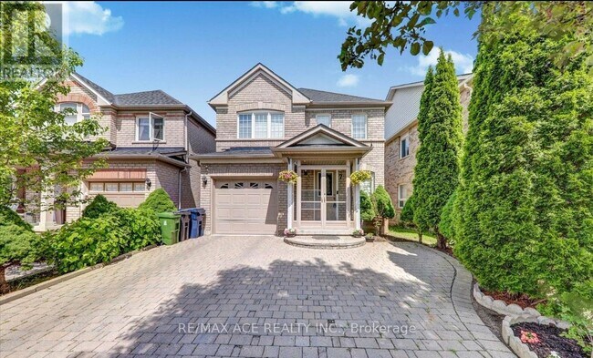 Photo du bâtiment - 7 Glacier Crescent