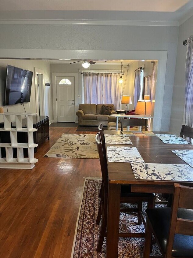Primary Photo - Great FULLY FURNISHED home!