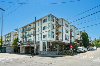 Building Photo - 501 Roy St