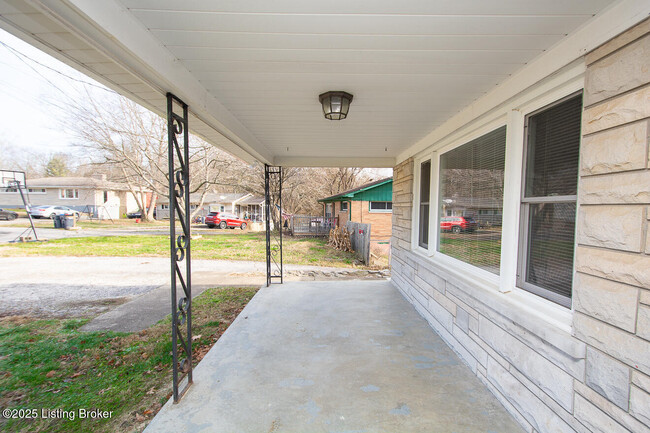 Foto del edificio - 6156 Cherry Hill Ct