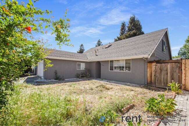 Building Photo - 1741 Yerba Buena Rd