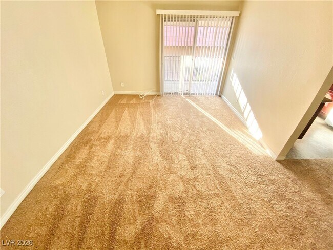 Foto del edificio - 5405 Indian River Dr