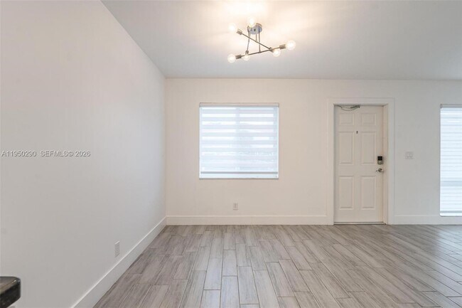 Foto del edificio - 130 NW 57th St