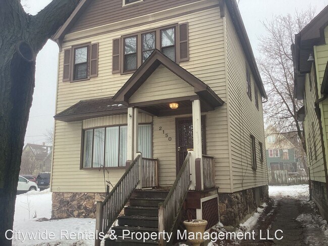 Building Photo - 4 br, 1.5 bath House - 2150 N 18th St