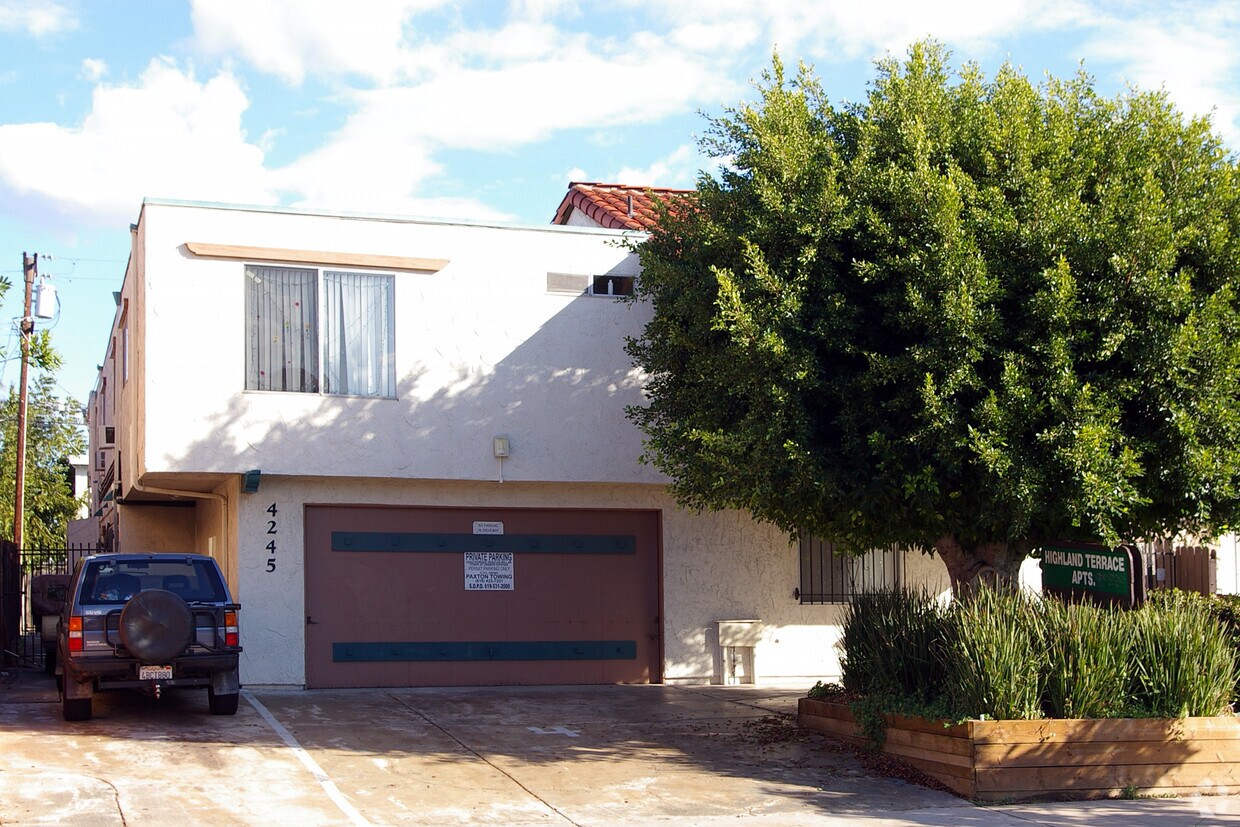 Building Photo - 4245 Highland Ave