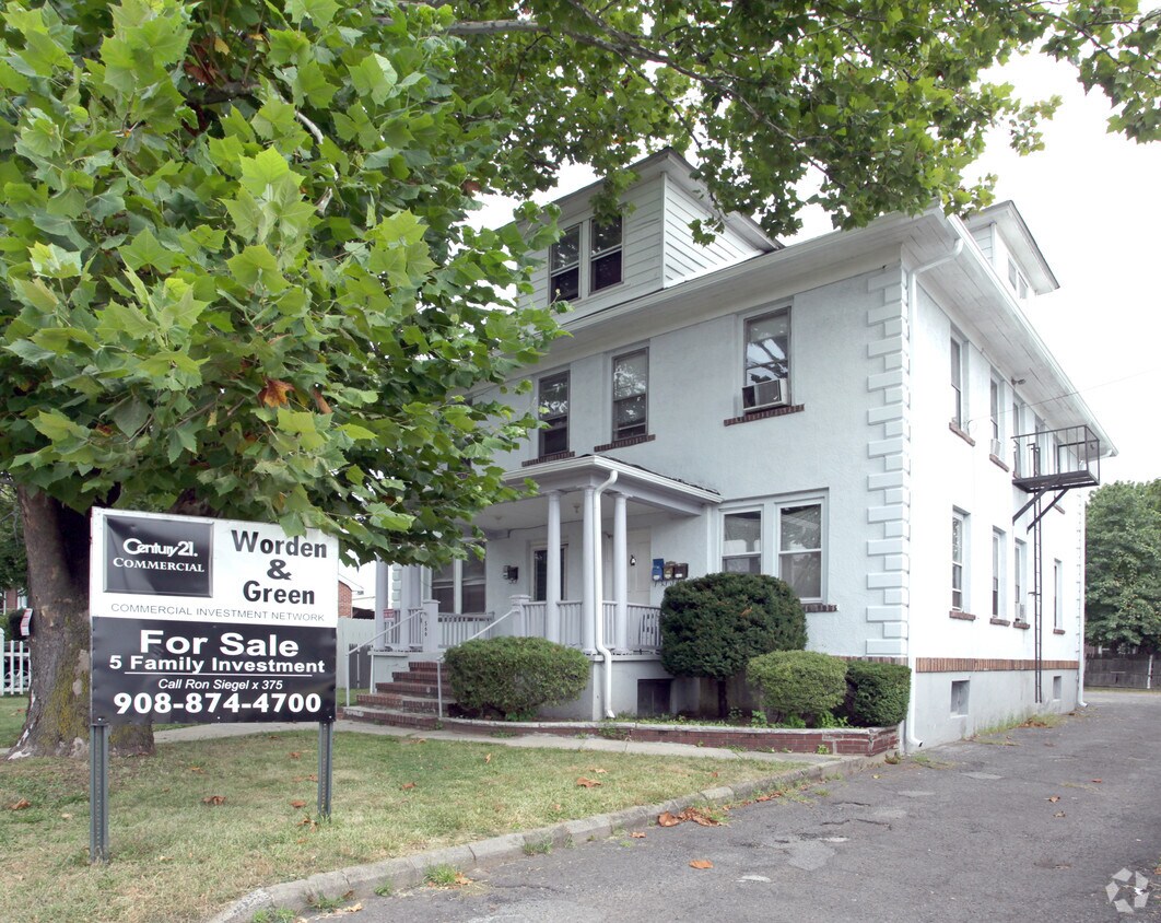 Foto del edificio - 566 Thompson Ave