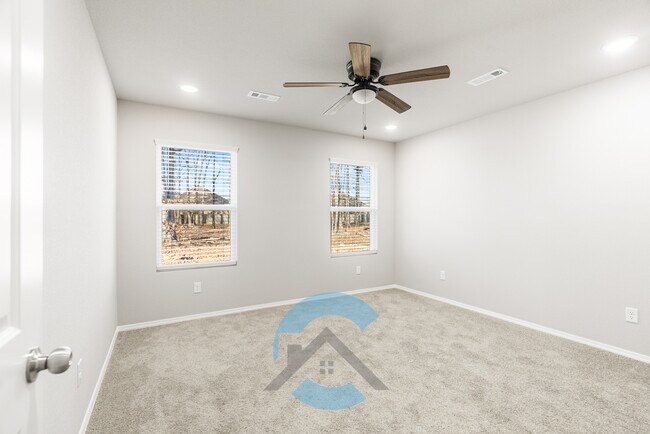 Foto del edificio - 10913 Lori Kaye Dr