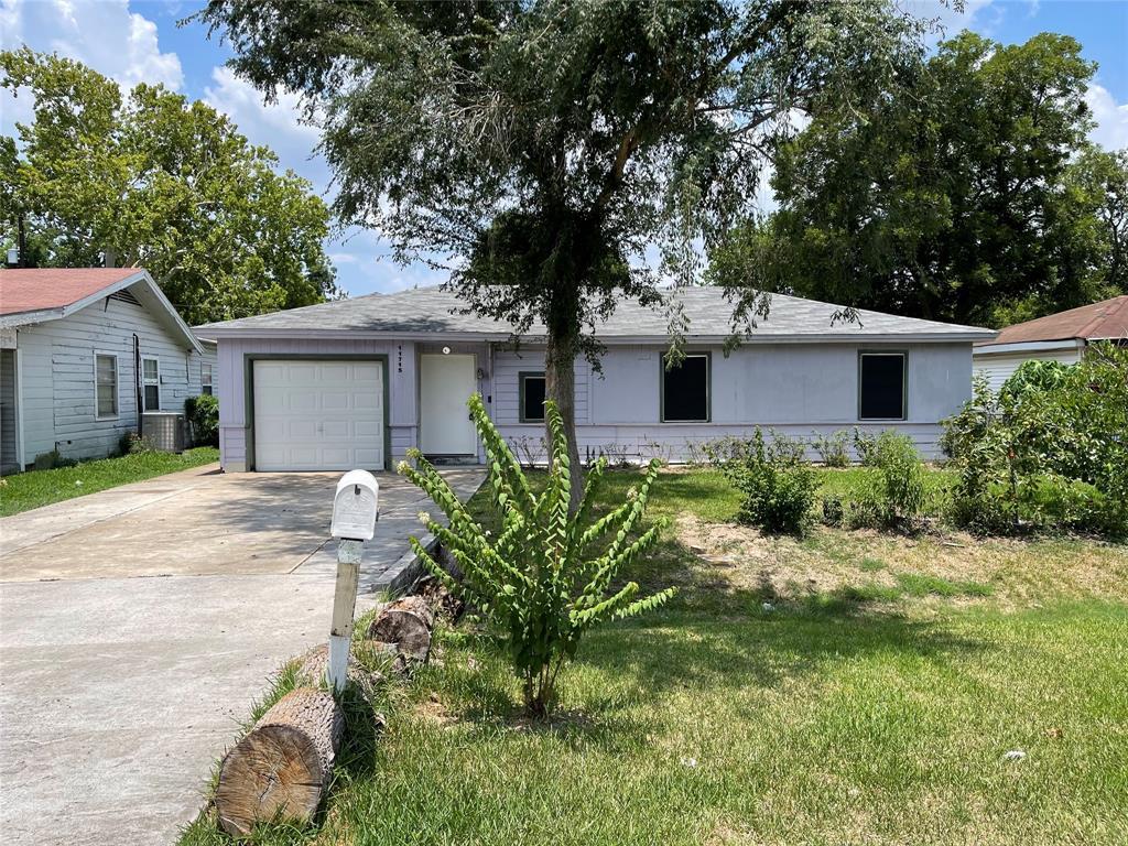 Primary Photo - 11715 Almeda Genoa Rd