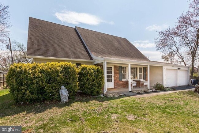 Foto del edificio - 4311 Pergate Ln