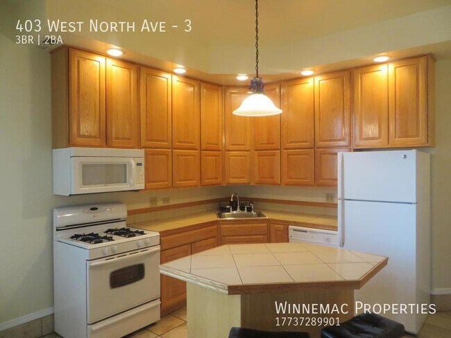 Foto del edificio - 403 W North Ave