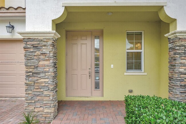 Foto del edificio - 7759 SW 52nd Pl