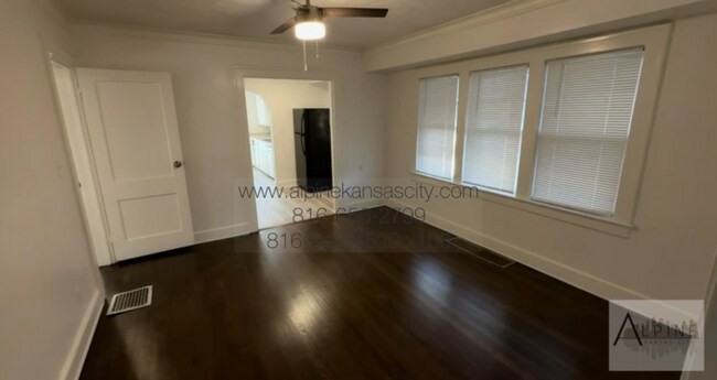 Foto del edificio - Updated Midtown Home AT Blue Hills Park! Corner Lot, Garage & Carport!