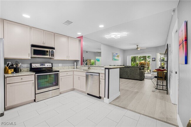 Foto del edificio - 3921 Leeward Passage Ct