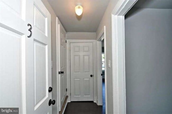 Unit Entry - 801 Swede St