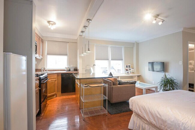 Foto del edificio - 2128 N Street Northwest-SI ID371P