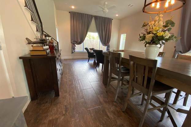 Building Photo - 1924 Erastus St