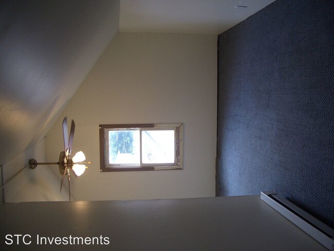 Building Photo - 5 br, 2 bath House - 423 W. Wheeler