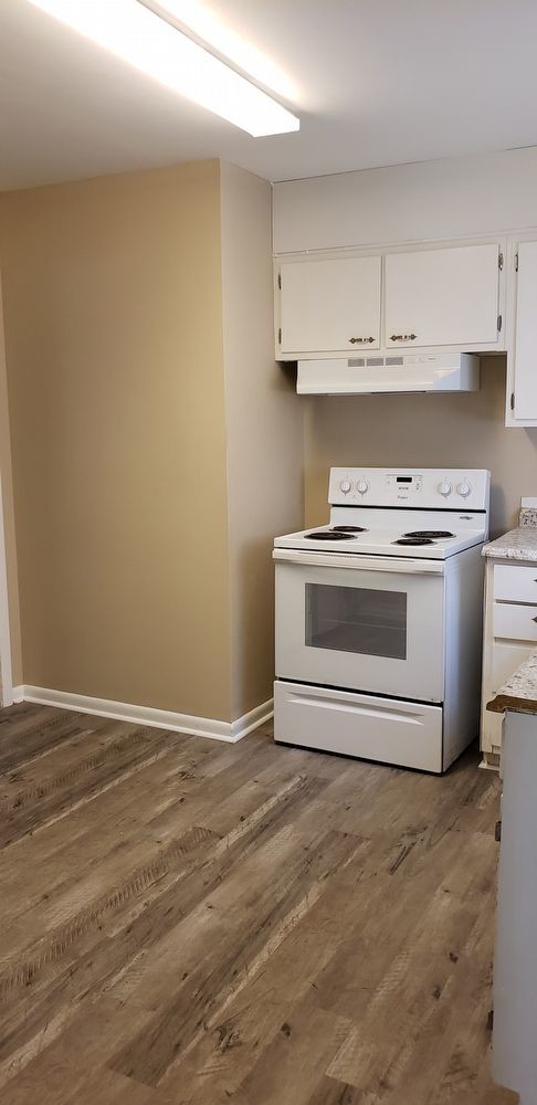 Building Photo - 3012 Kirkland Drive NW