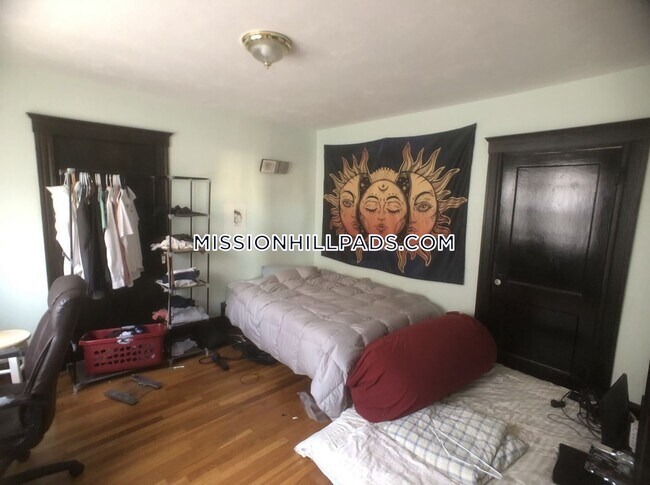Foto del edificio - 175 Hillside St