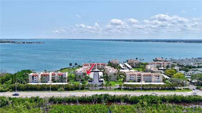 Foto del edificio - 3482 NE Causeway Blvd