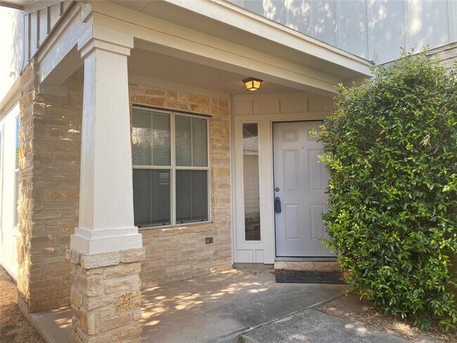 Foto del edificio - 3308 Etheredge Dr