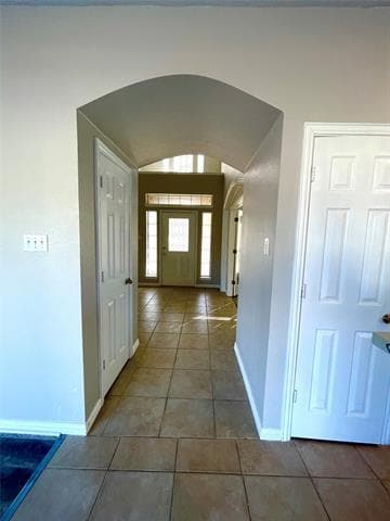 Building Photo - 322 Suncreek Dr