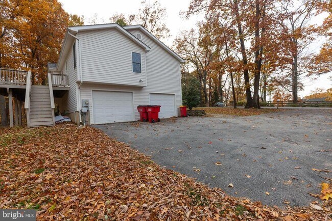 Foto del edificio - 3311 Mission Rd