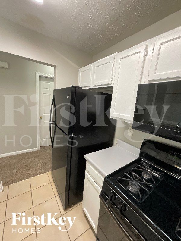 Foto del edificio - 3816 Benjamin Ct SW