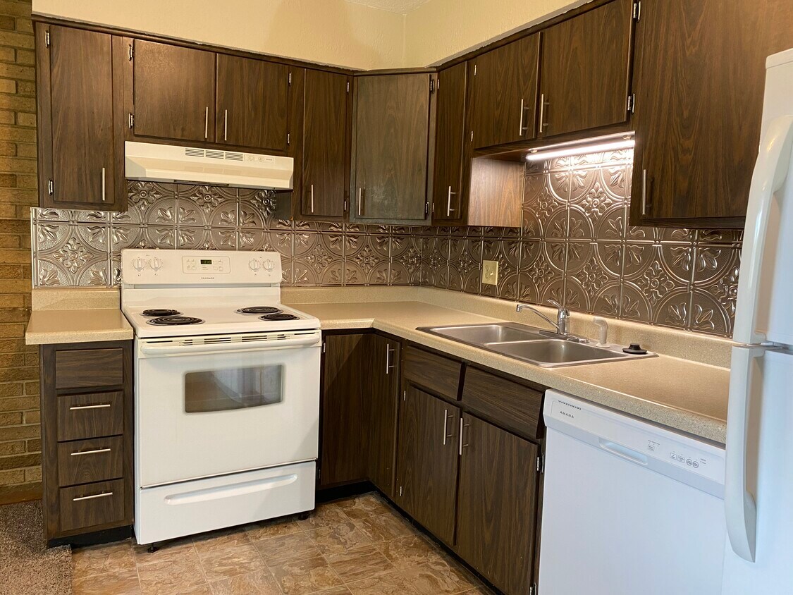 Foto principal - 2277 Hill St