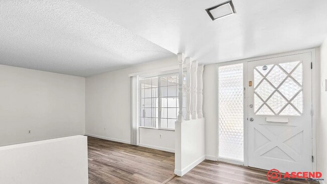 Foto del edificio - 6201 Hartman Ave