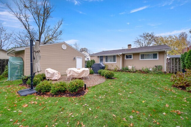 Foto del edificio - COMING SOON! Stunning 3 Bed, 1 bath Home in Berea!