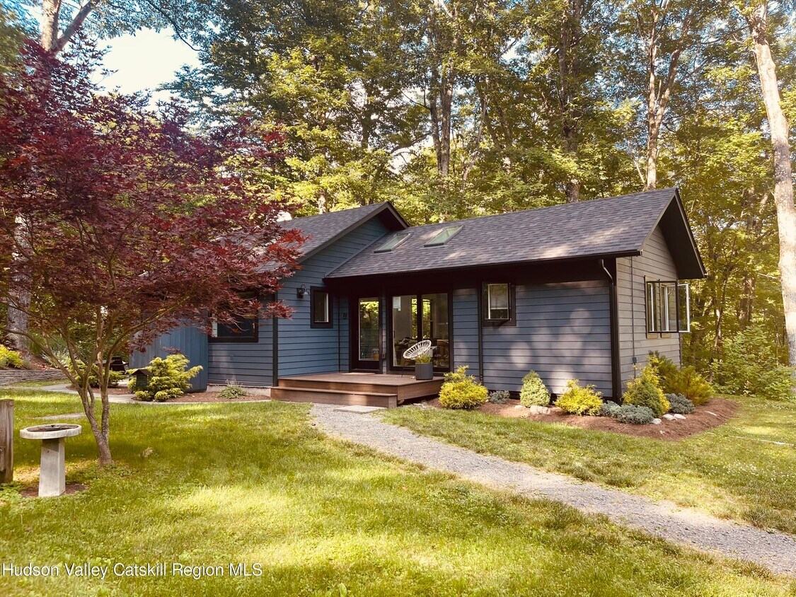 Primary Photo - 535 Mink Hollow Rd