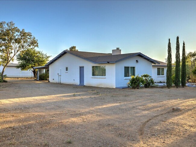 Foto del edificio - 3 Bedroom 2 Bathroom