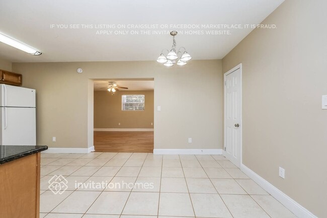 Foto del edificio - 8505 Temple Park Dr