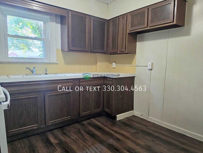 Foto del edificio - 1152 Wilbur Ave