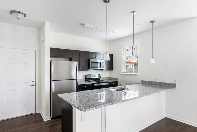 1BR/1BA - 804SF - Kitchen - Weston Willows