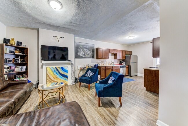 Available August 2026 - Beautiful 2.5 Bedroom, 1 Bath Home in Mt. Washington Area! - Available August  2026 - Beautiful 2.5 Bedroom, 1 Bath Home in Mt. Washington Area!