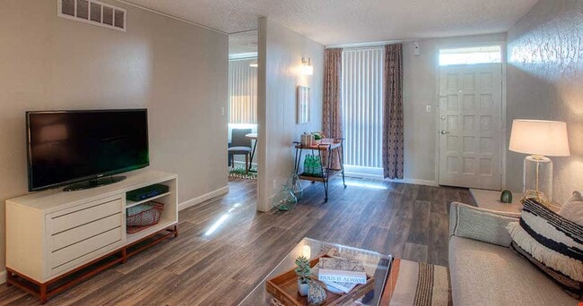 Building Photo - The Venue on Camelback Apartments