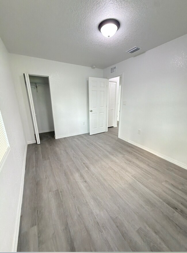 Building Photo - 4902 El Camino Blanco Blvd