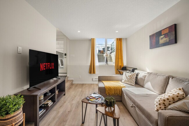 Photo du bâtiment - 260 Rowley Way NW