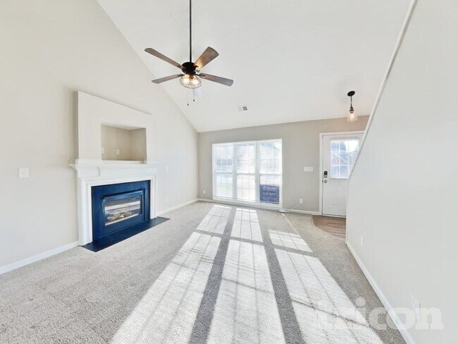 Foto del edificio - 4047 Windstream Ct