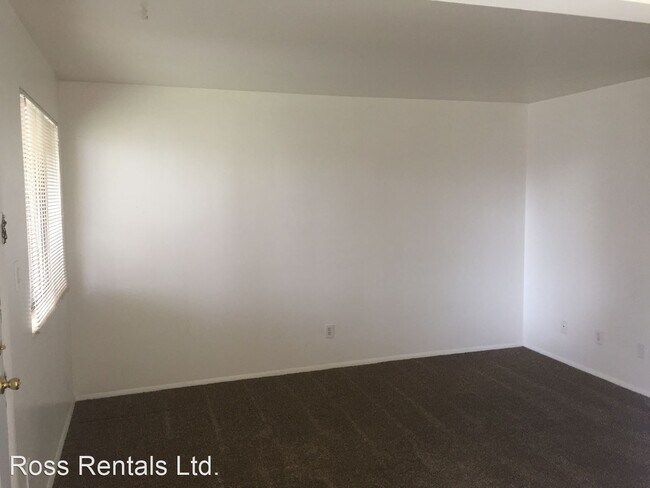 Building Photo - 1225 Plumas St