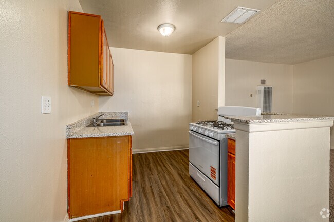 1 dormitorio, 1 baño - 650 pies cuadrados - Cocina - Borchard Apartments