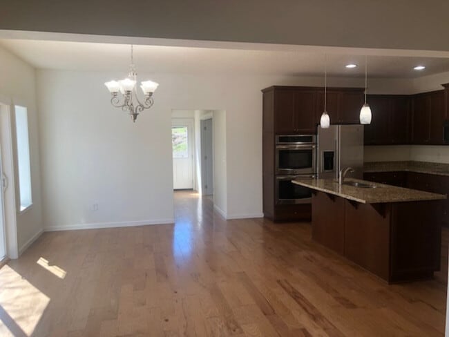 Foto del edificio - 6748 Highway 66