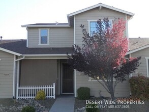 Building Photo - 7036 E Lantern Lane East